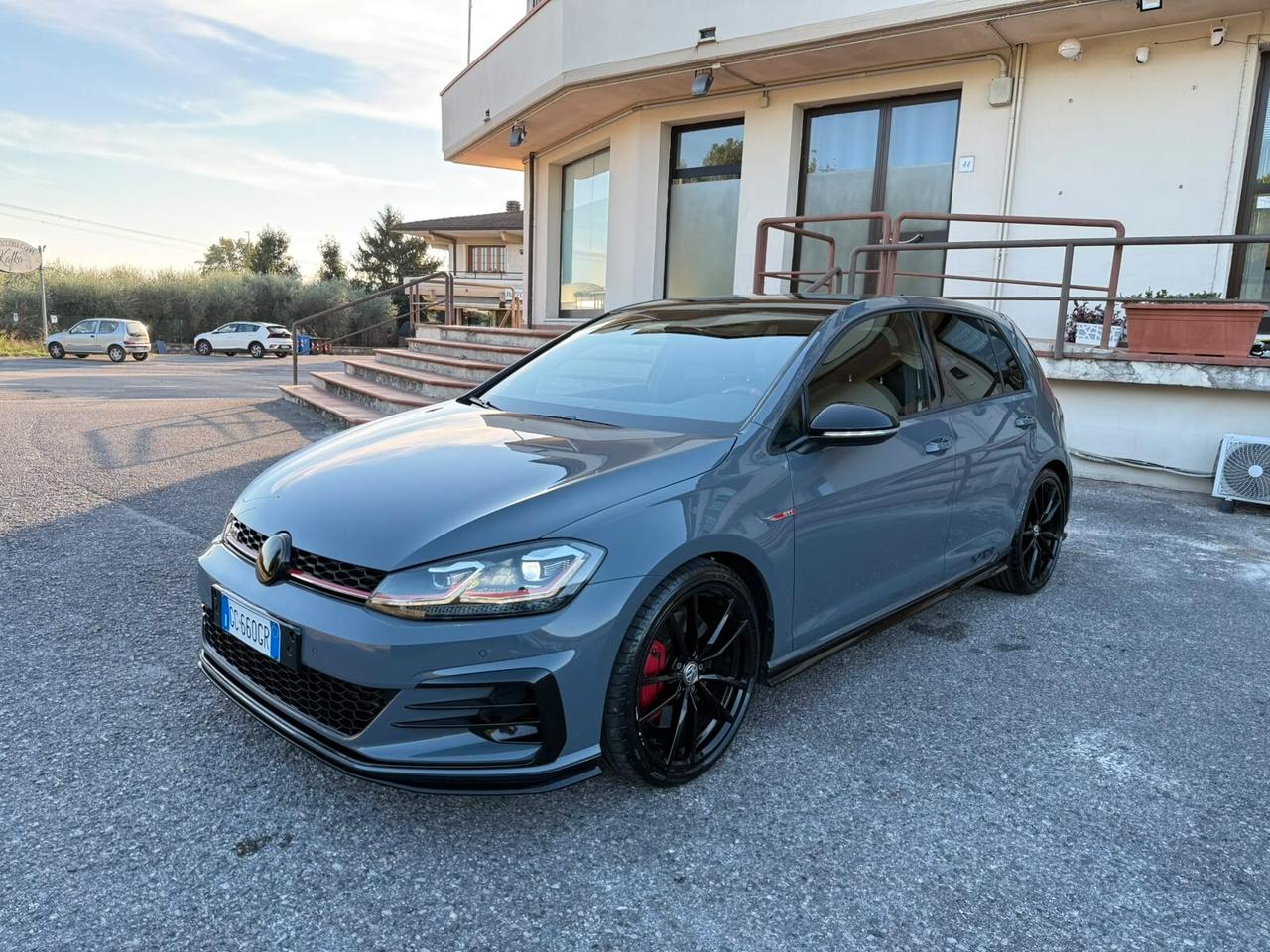 Volkswagen Golf GTI 2.0 TSI TCR DSG 5p. BlueMotion Technology