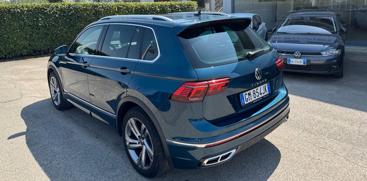 Volkswagen Tiguan 1.5 tsi R-Line 150cv dsg / NO VINCOLI / MATRIX