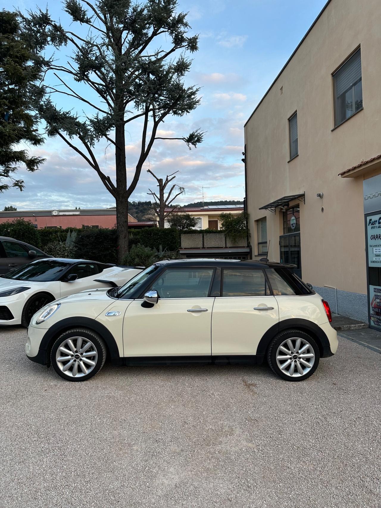 Mini Cooper SD MINI 2.0 Cooper SD XL 5P