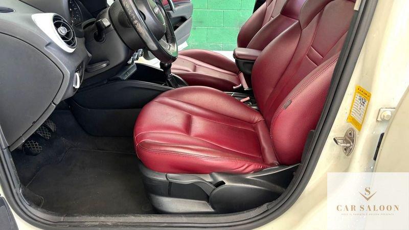 Audi A1 A1 1.6 TDI 105 CV Ambition - 5 porte - Tettuccio e PELLE!