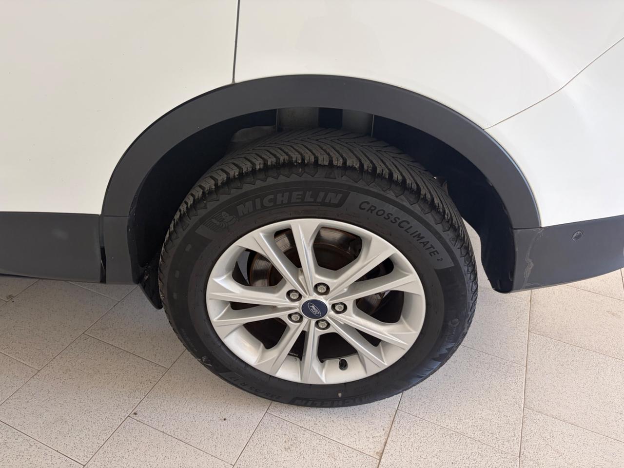 Ford Kuga 1.5 TDCI 120 CV S&S 2WD Titanium