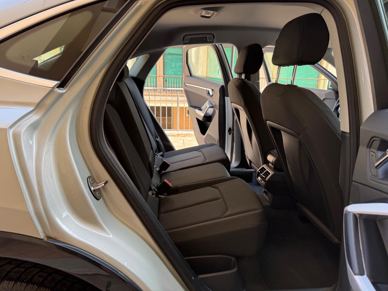 Audi Q3 SPB 35 TDI S tronic Business Plus