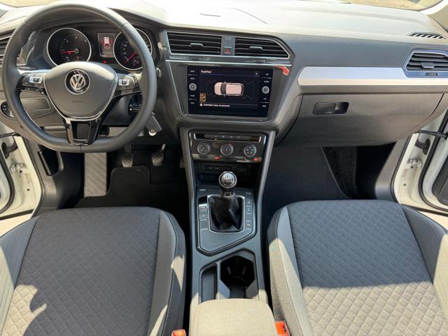 VOLKSWAGEN Tiguan 1.6 TDI SCR Sport BlueMotion Technology R LINE