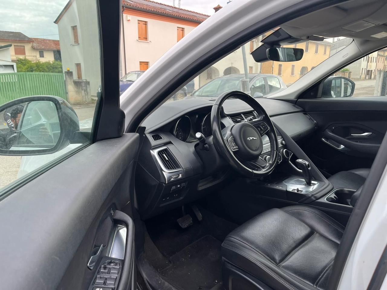 Jaguar E-Pace 2.0D 180 CV AWD aut. R-Dynamic HSE