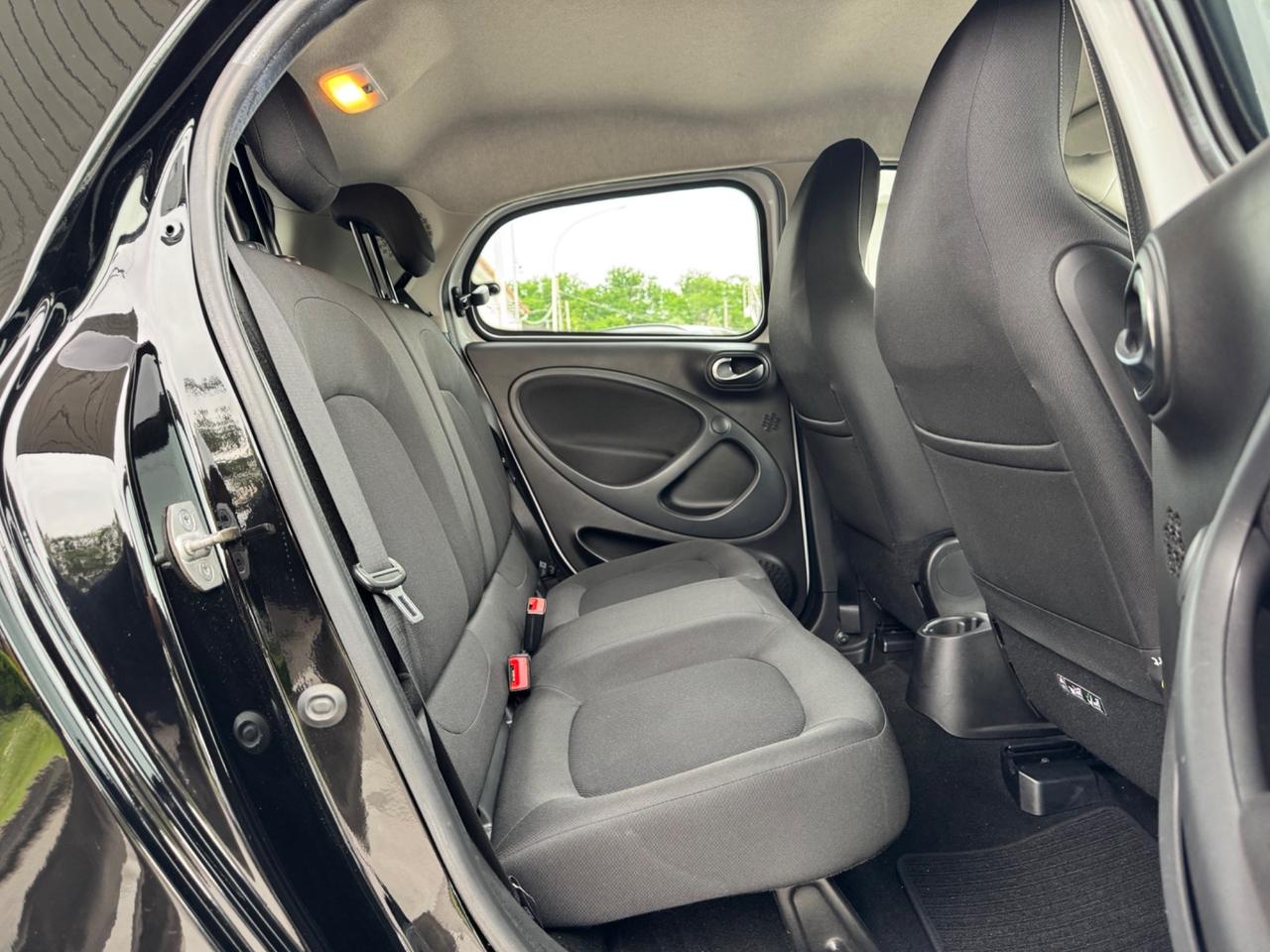Smart ForFour 70 1.0 twinamic Passion 29.000km