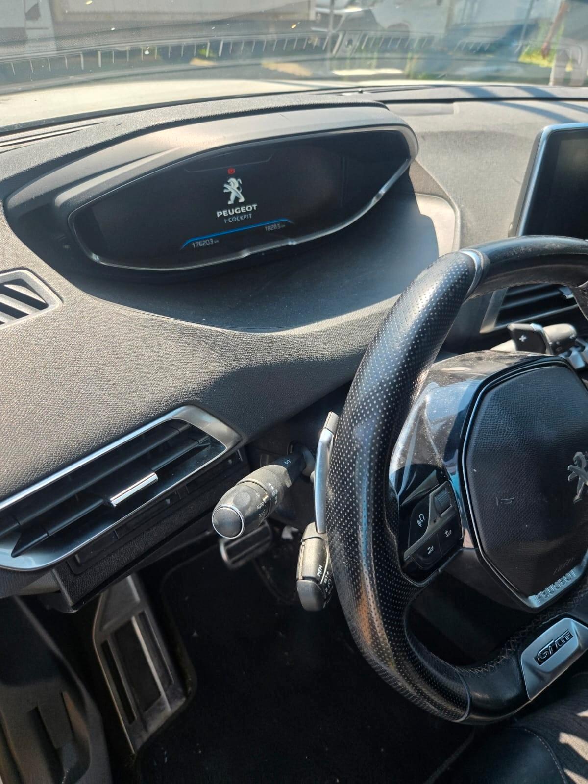 Peugeot 3008 THP 165 EAT6 S&S GT Line