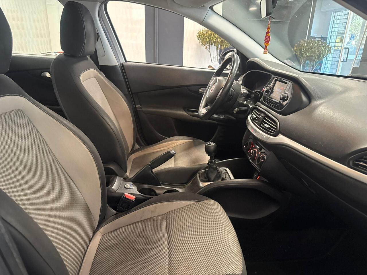 Fiat Tipo 1.4 T-Jet 120CV GPL SW Lounge