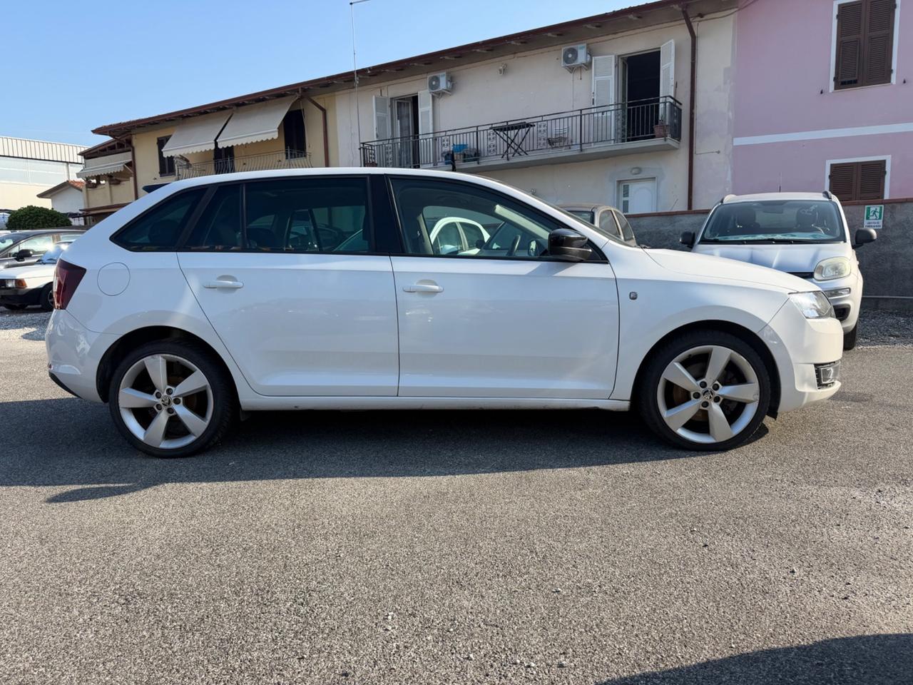 Skoda Rapid 1.6 TDI CR 105 CV StylePlus