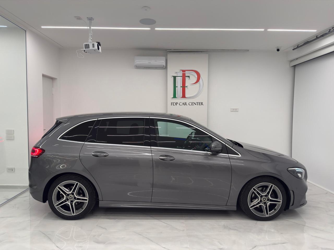 Mercedes-benz B 180 d Automatic Premium AMG