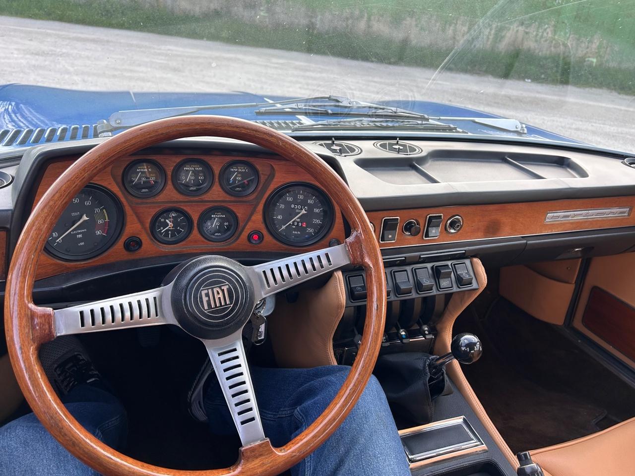 Fiat Dino 2400 coupé