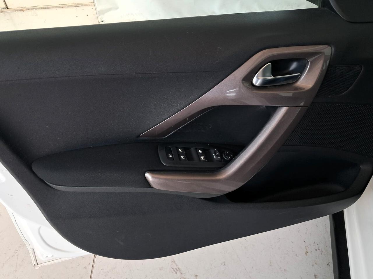 Peugeot 2008 1.4 HDi 68CV Active