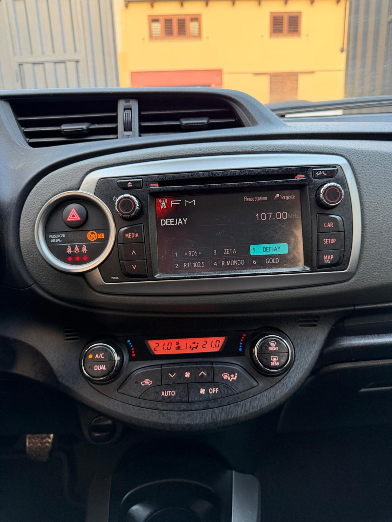 Toyota Yaris 1.0 Neopatentati Euro 5