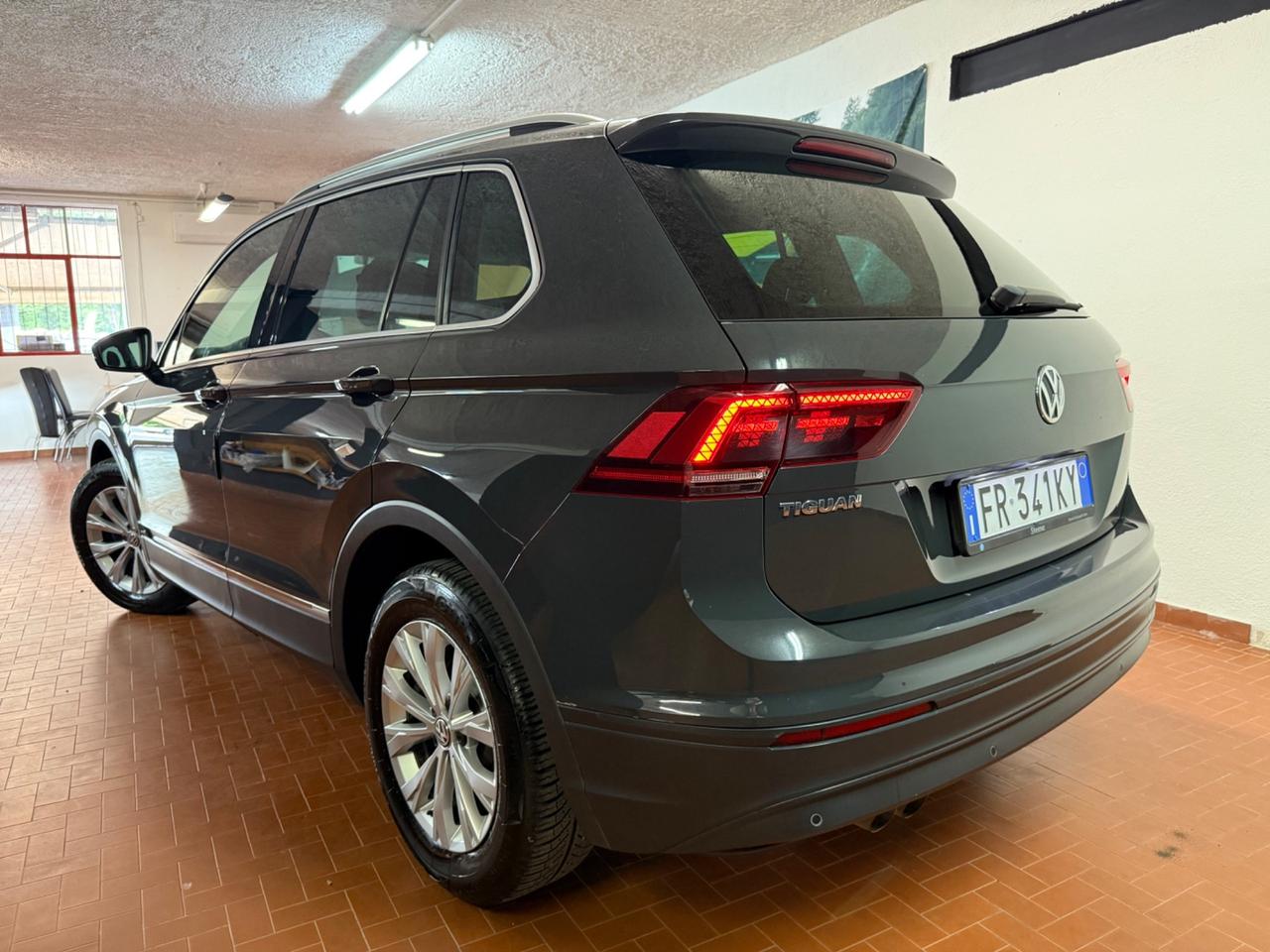 Volkswagen Tiguan 1.6 TDI SCR Sport BlueMotion Technology