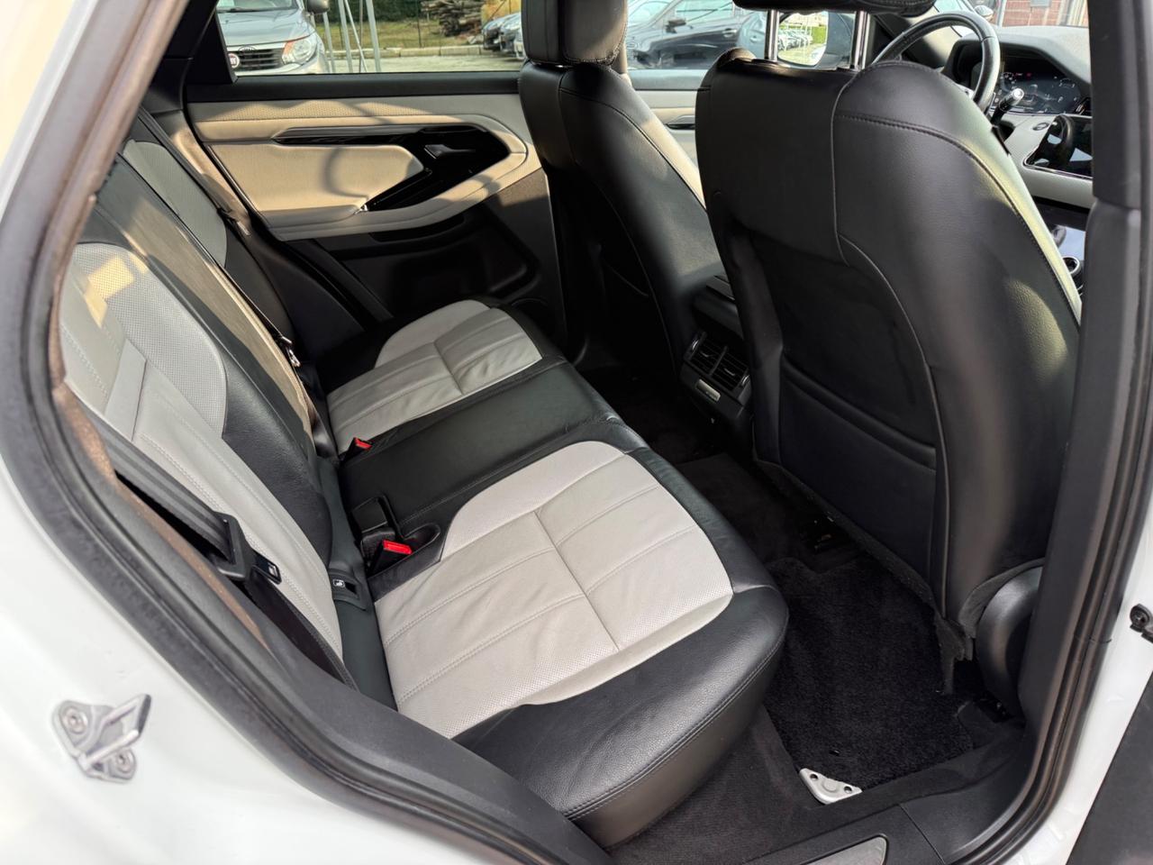 Land Rover Evoque 2.0D I 150CV AWD Aut R-Dynamic HSE