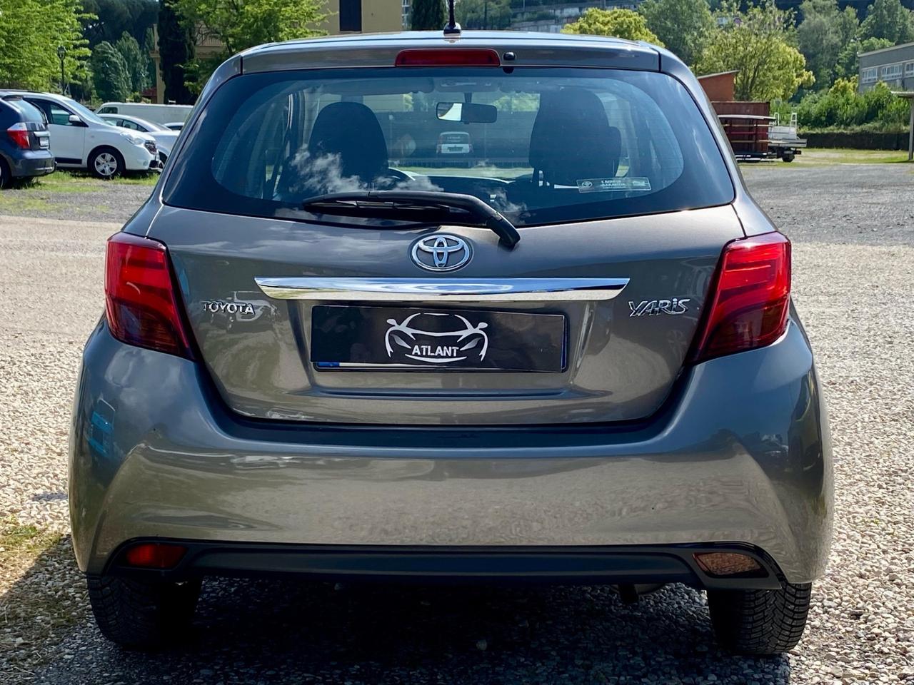 Toyota Yaris 1.0 5 porte