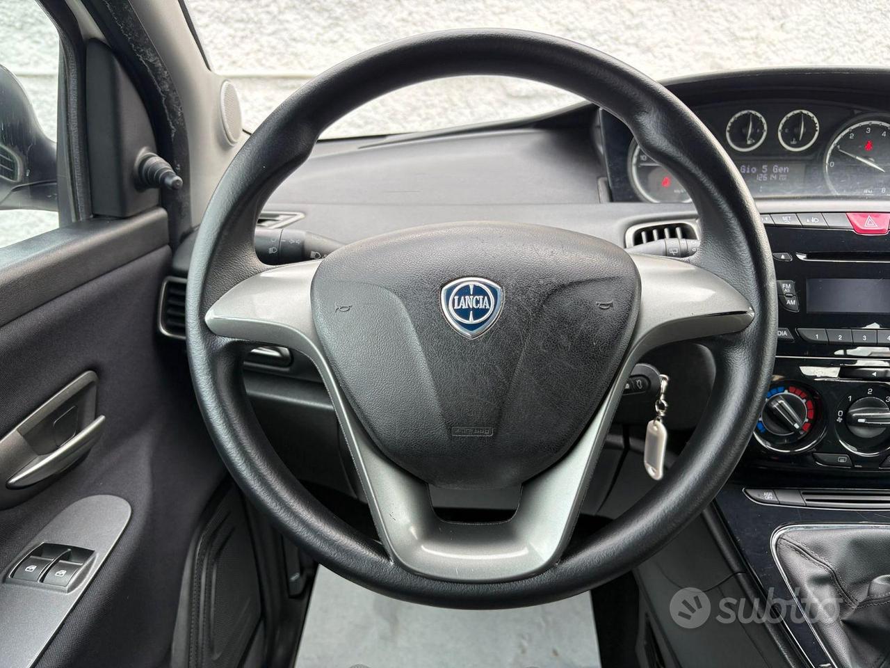 LANCIA Y 1.2 Benzina Platinum 5p (70cv)