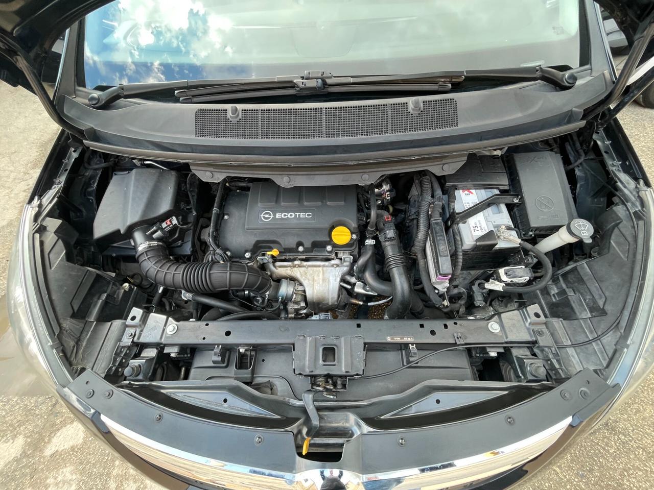 Opel Zafira Tourer 1.4 Turbo 140CV GPL Cosmo