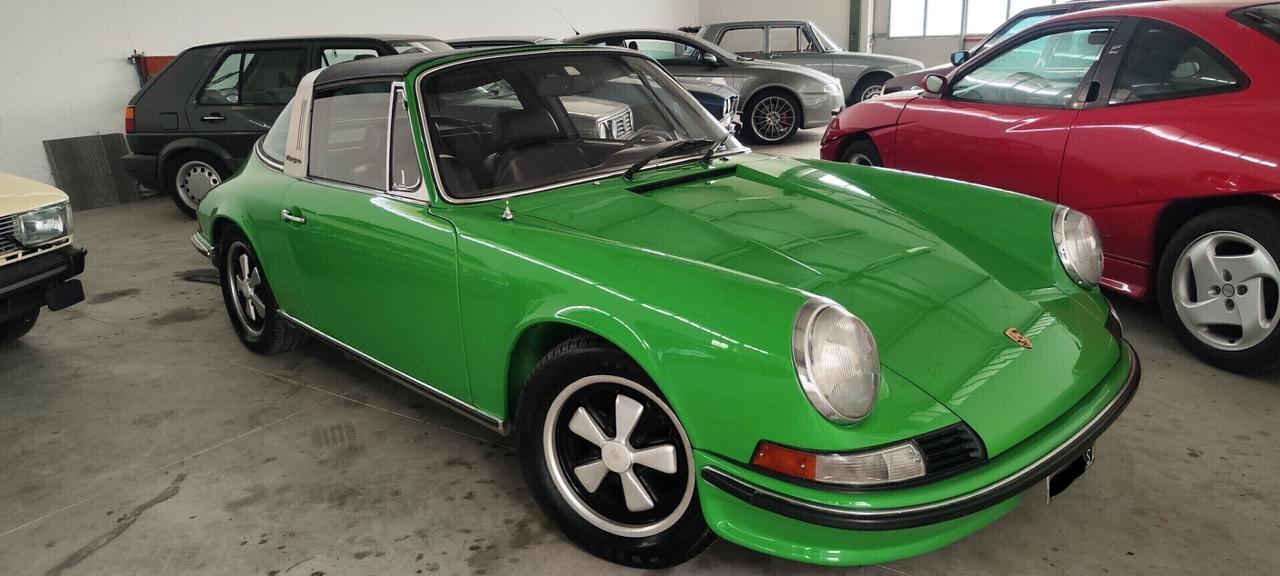 Porsche 911 E TARGA (VERDE VIPER) PERMUTE