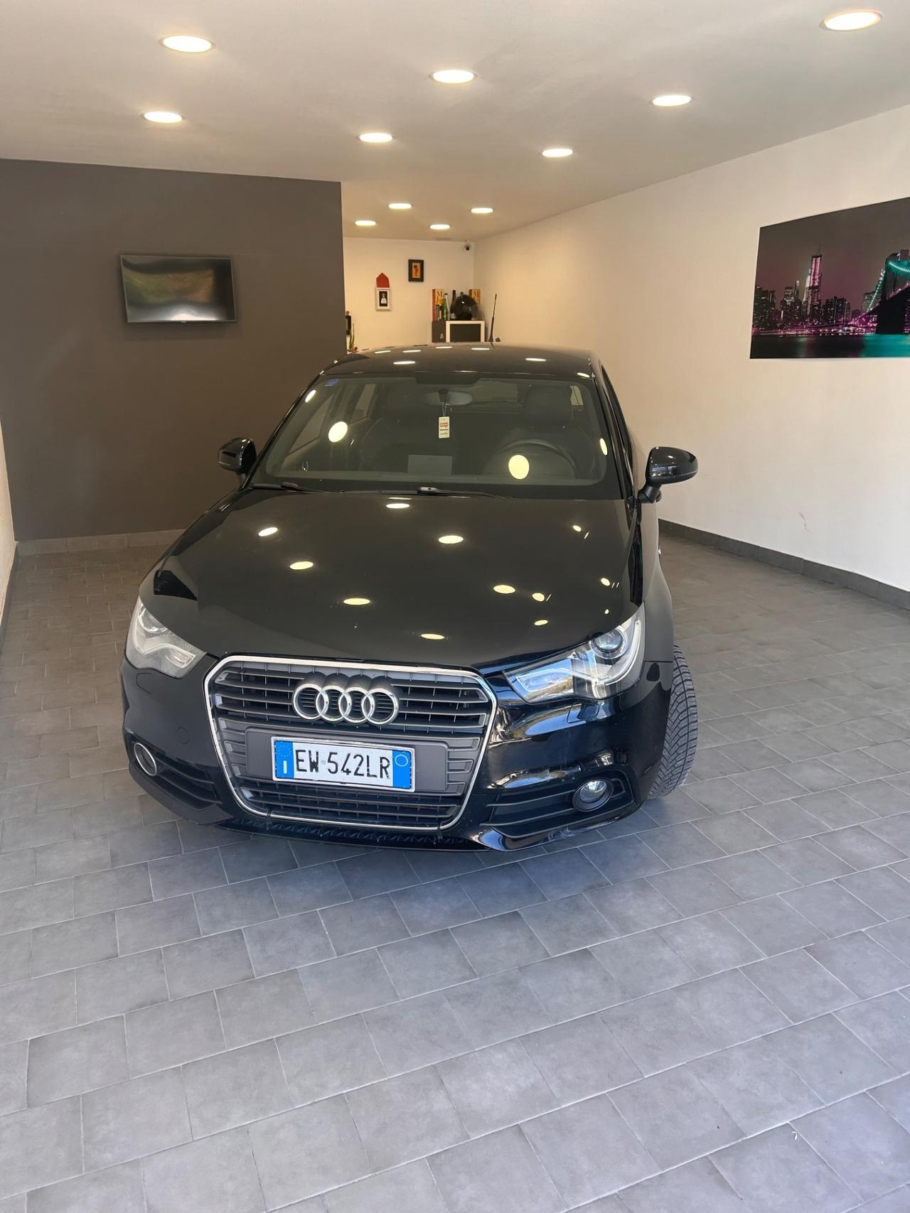 Audi A1 SPB 1.6 TDI S tronic line edition