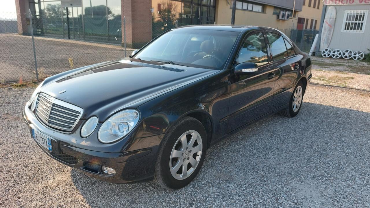 Mercedes-benz E 220 CDI cat Avantgarde
