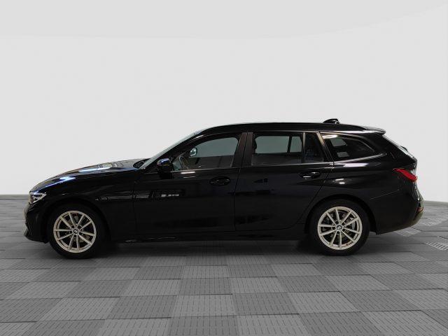 BMW 320 Serie 3 (G20/G21) d Touring Business Advantage a