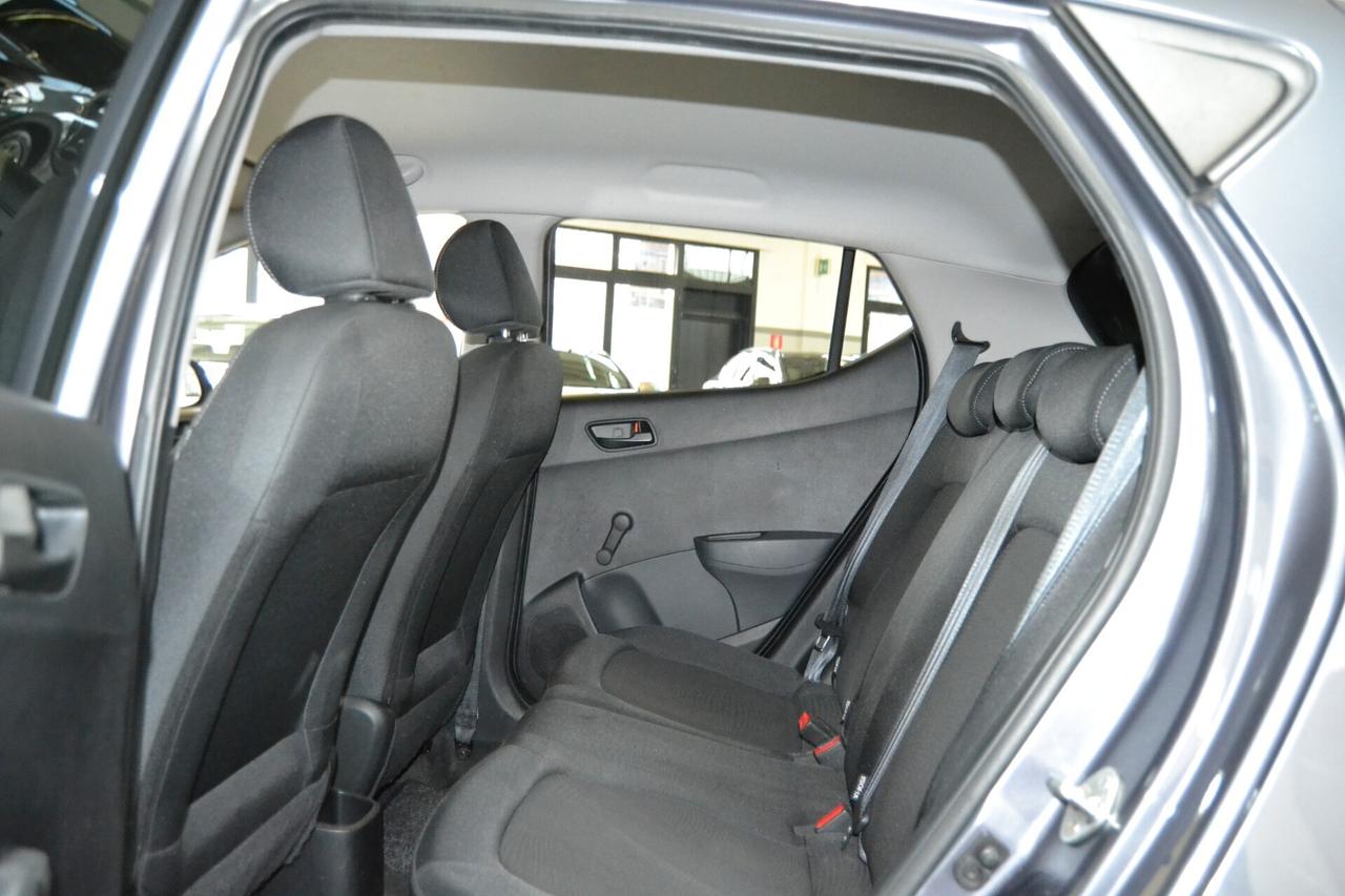 Hyundai i10 1.0 MPI Tech Navi/Cruise/ConnectLINE