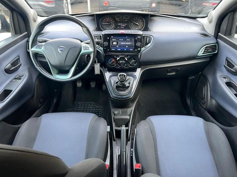 Lancia Ypsilon 1.0 FireFly 70cv Hybrid Gold Plus