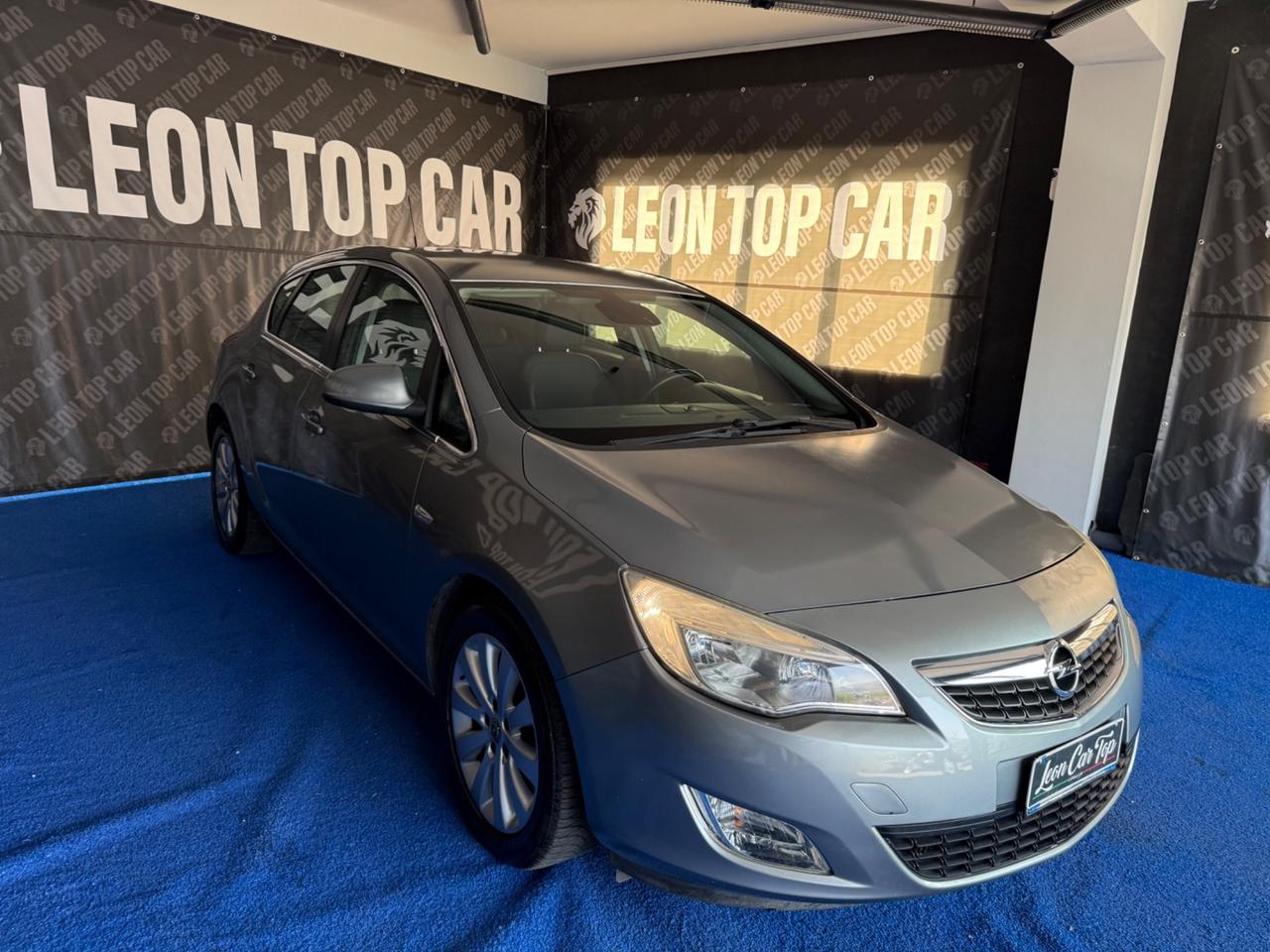 Opel Astra 1.7 CDTI 125CV 5 porte Cosmo distribuzione effettuata