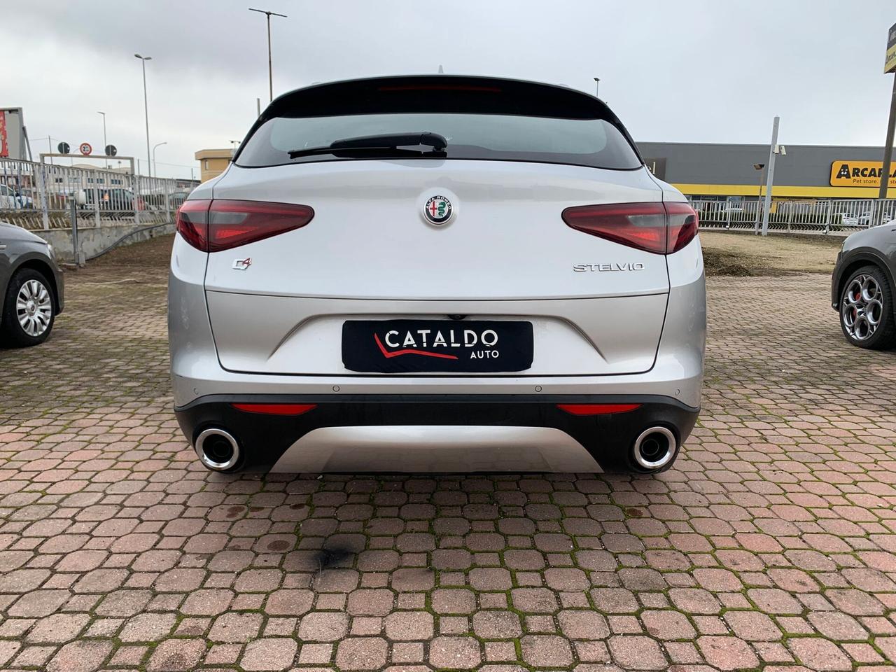 Alfa Romeo Stelvio 2.2 Turbodiesel 210 CV AT8 Q4 Super