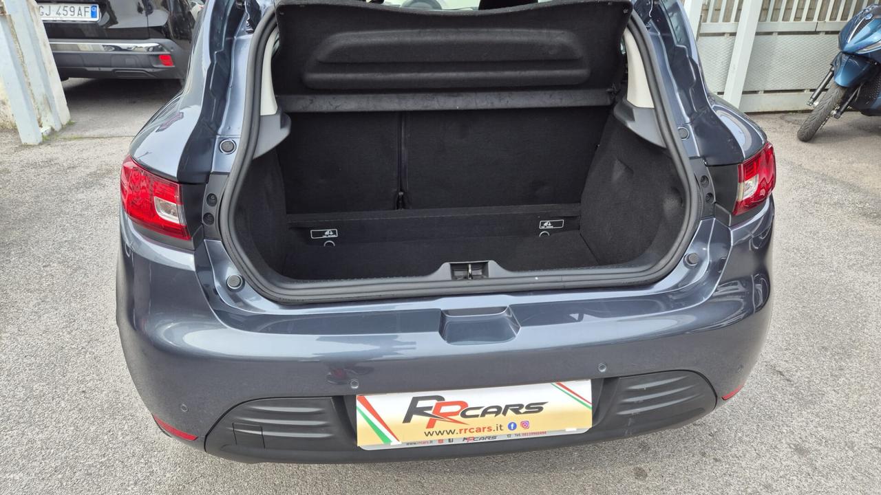 Renault Clio TCe 12V 90 CV GPL 5 porte Moschino Life