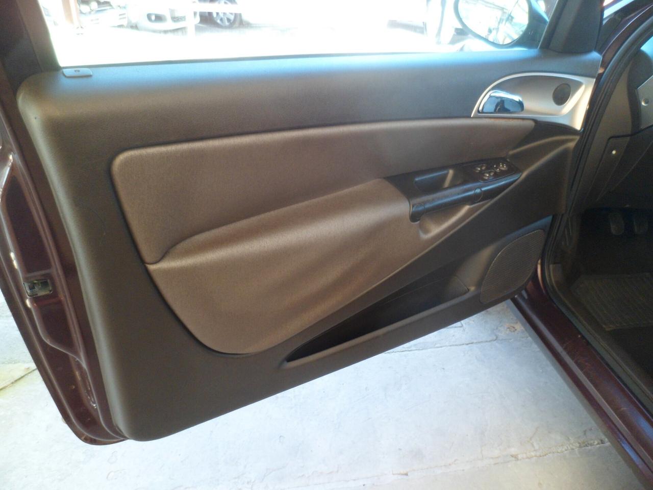 Lancia Ypsilon 1.2b solo km131000 full 08