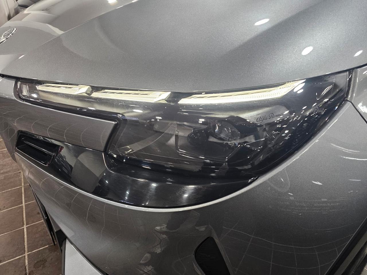 Alfa Romeo Junior 1.2 145 CV Hybrid eDCT6