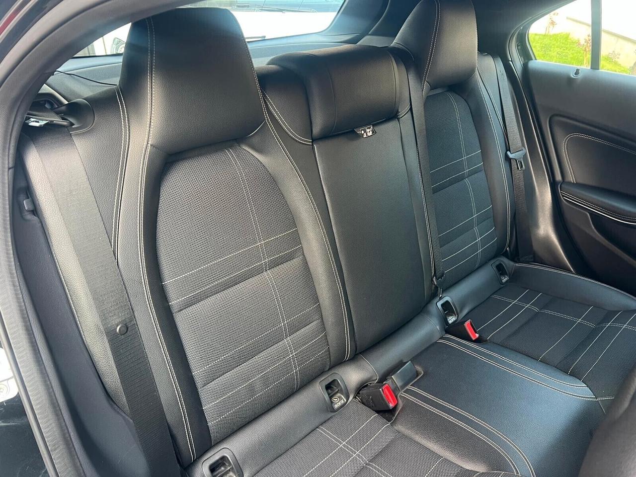 MB CLASSE A 180D AUTOM PREMIUM NEOP UNIPROP