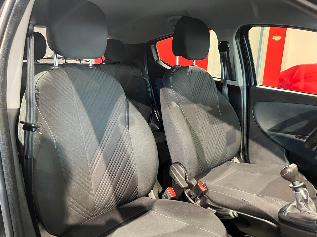 Lancia Ypsilon 1.2 69 CV 5p. GPL Ecochic Gold