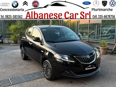 Lancia Ypsilon 1.0 FireFly S&S Hybrid Gold