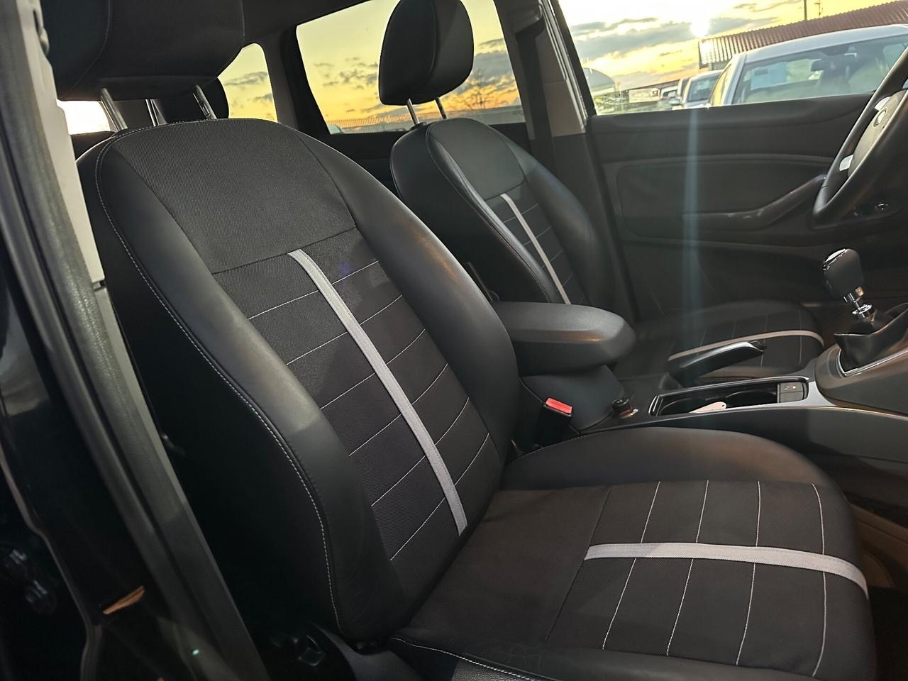 Ford Kuga 2011 2.0 TDCi 163 CV 4WD Titanium