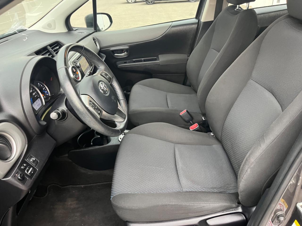 Toyota Yaris 1.5 Hybrid 2014 78.000km tagliandati