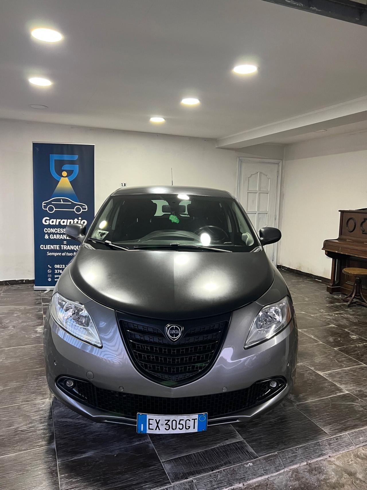 Lancia Ypsilon 1.3 MJT 16V 95 CV 5 porte S&S S Momodesign