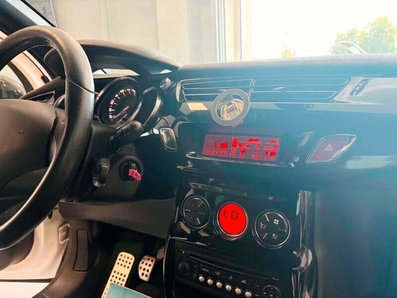Citroen DS3 1.6 e-HDi 92 CV So Chic