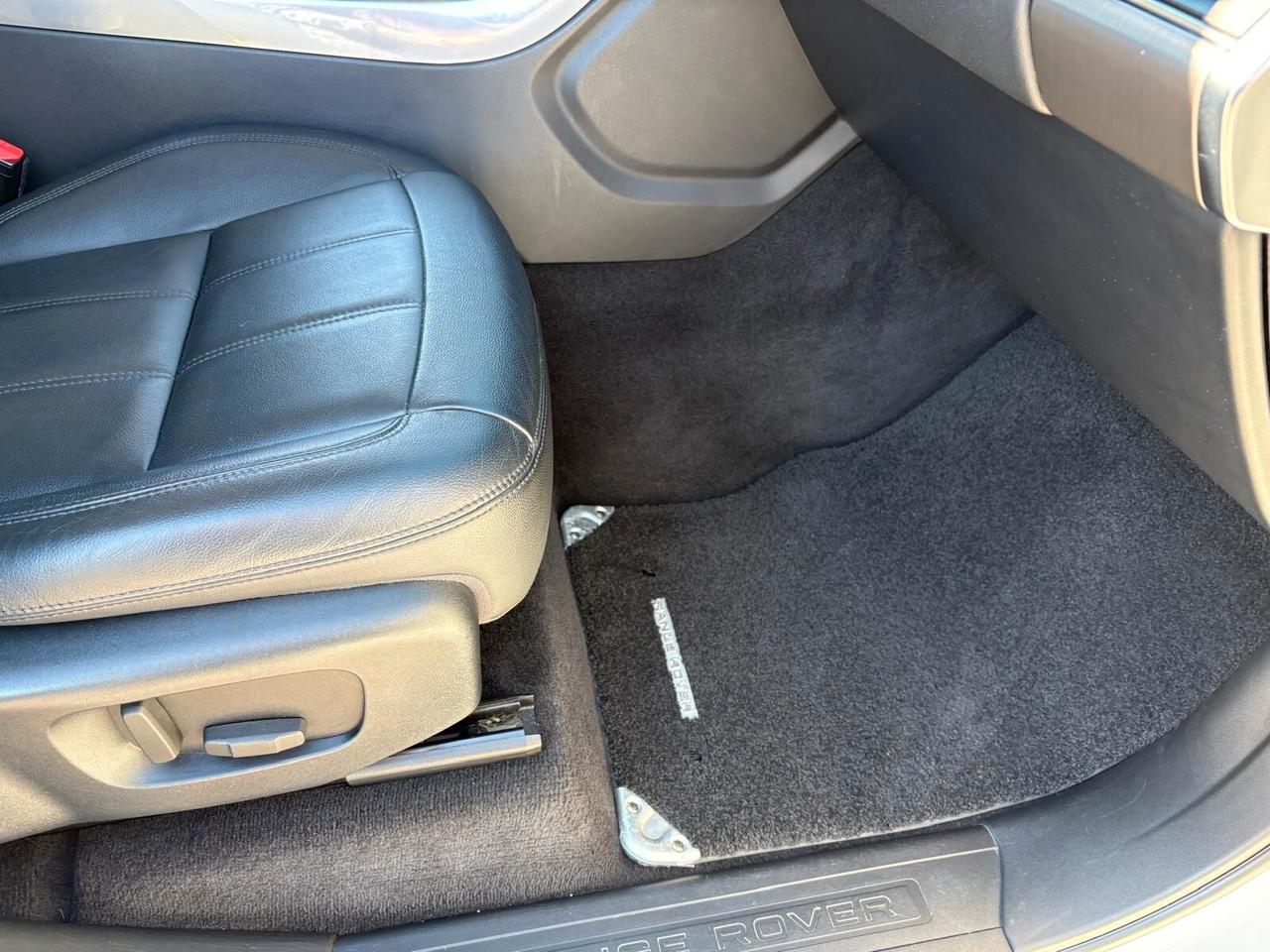 Land Rover Range Sport 3.0 TDV6 SE