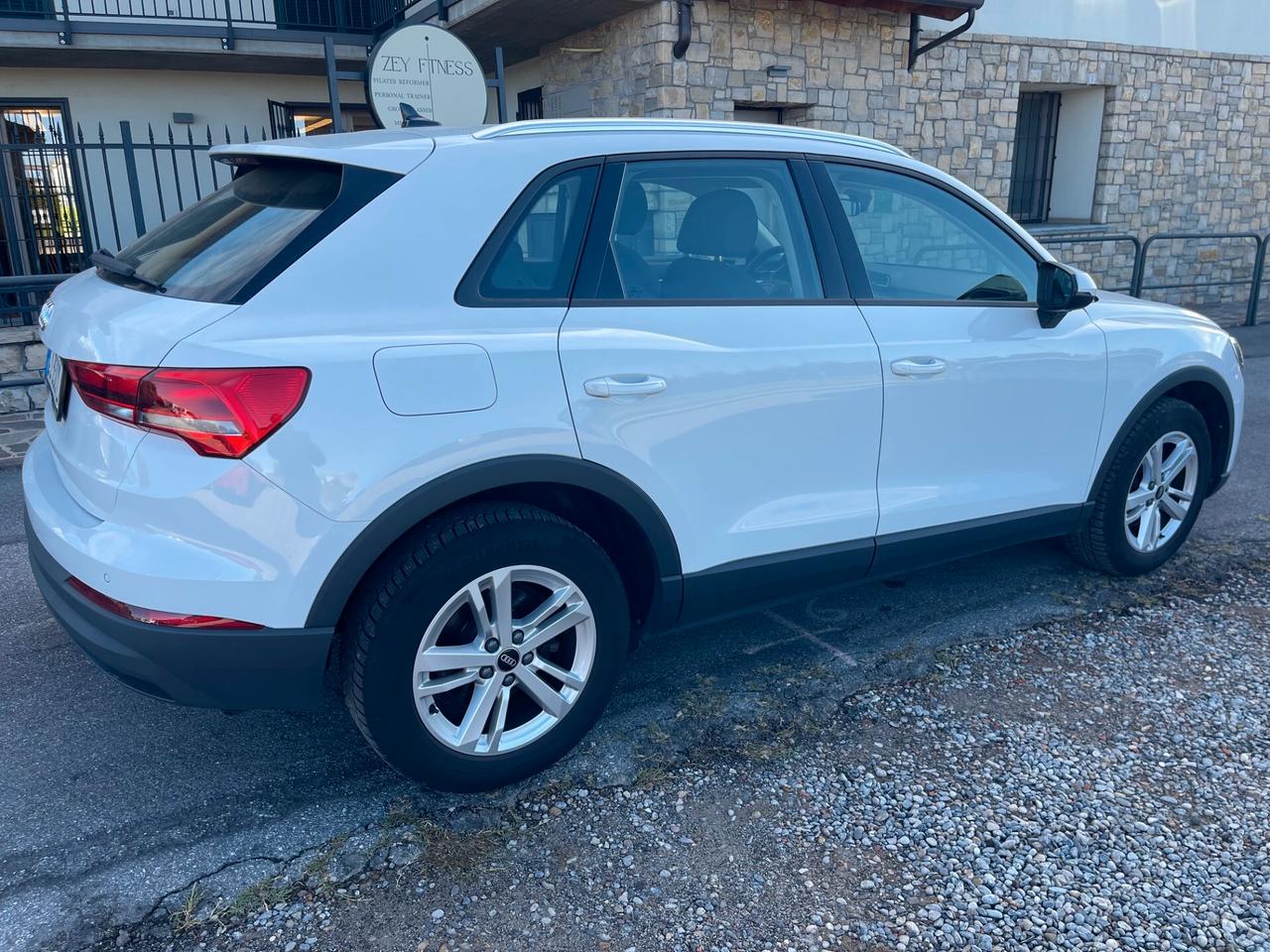 Audi Q3 35 TDI S tronic Business Advanced