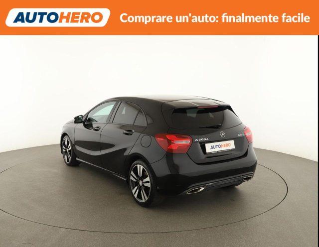 MERCEDES-BENZ A 200 d Automatic 4Matic Sport