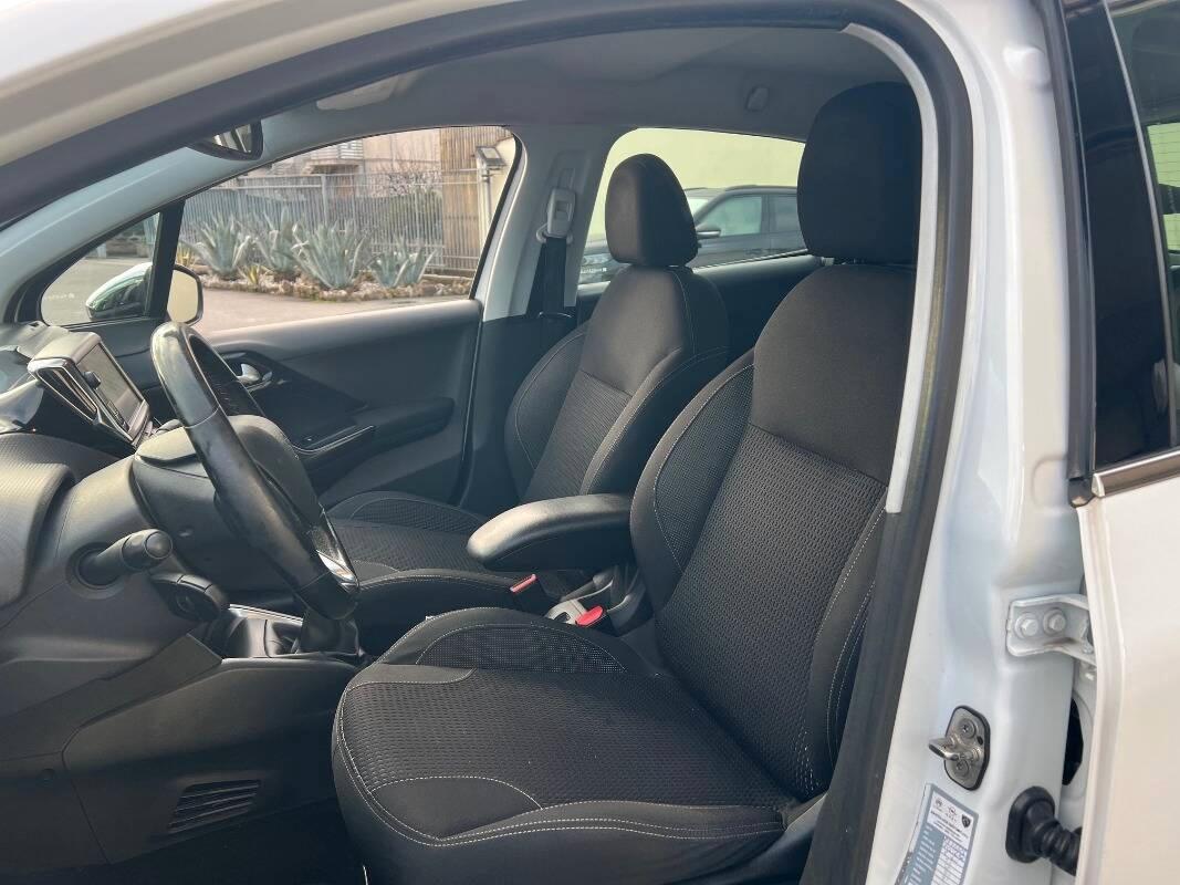 Peugeot 208 1.6 bluehdi Allure 75cv 5p