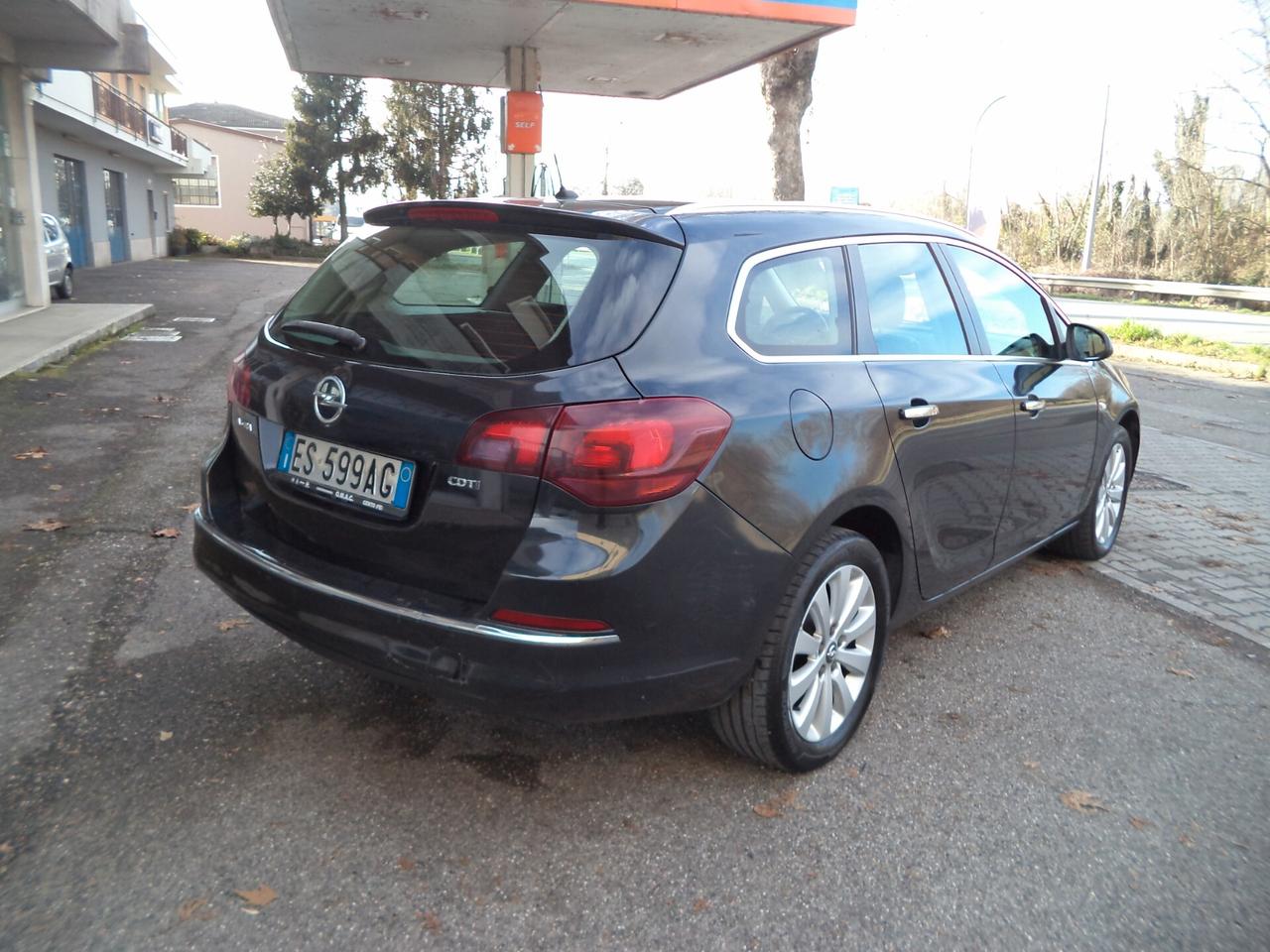 Opel Astra 1.7 CDTI 110CV Sports Tourer Cosmo EURO 5