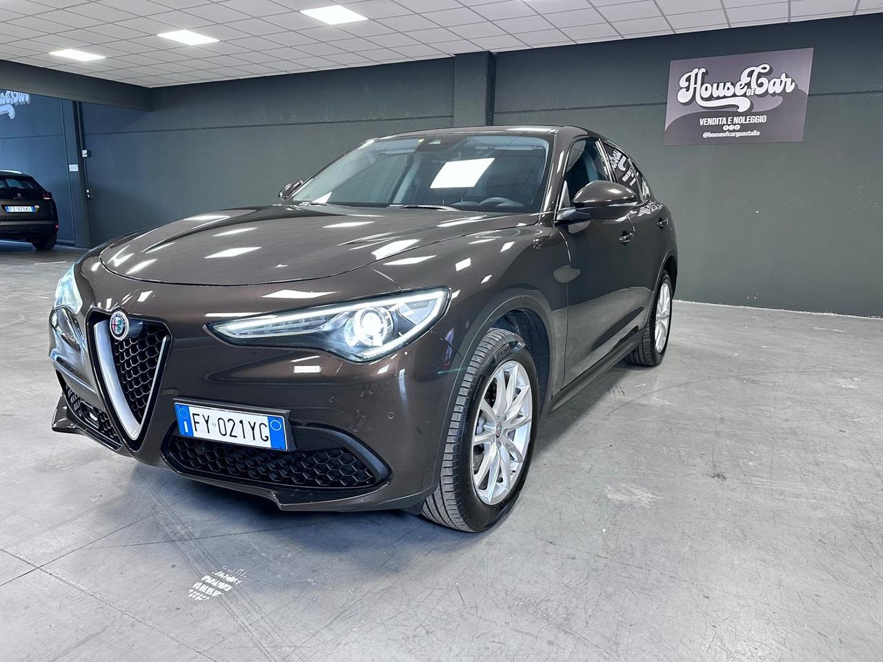 Alfa Romeo Stelvio 2.2 Turbodiesel 190 CV AT8 RWD Executive