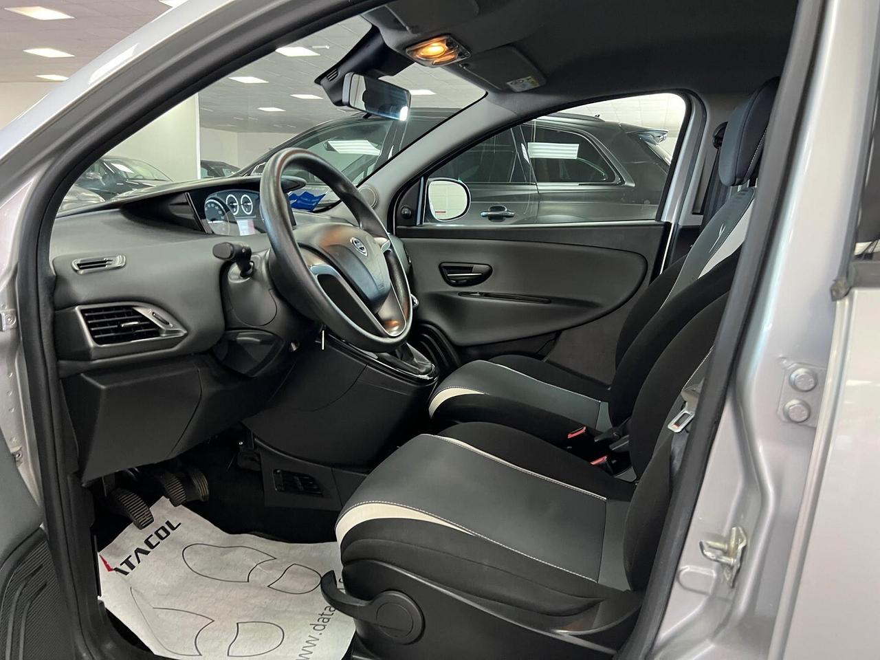 Lancia Ypsilon Ypsilon 1.3 mjt Elefantino