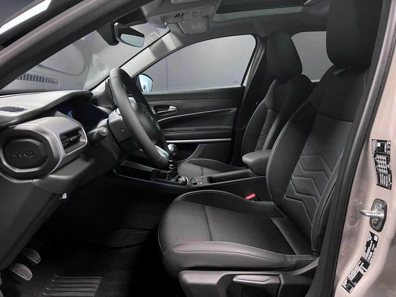 Jeep Avenger 1.2 Turbo 101CV Summit #9371