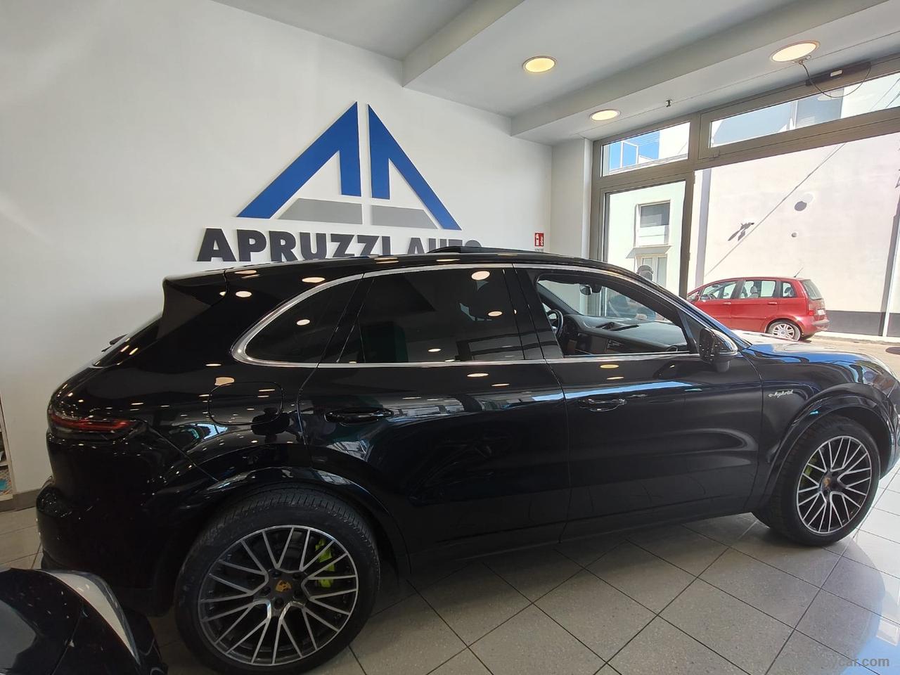PORSCHE Cayenne 3.0 V6 E-Hybrid