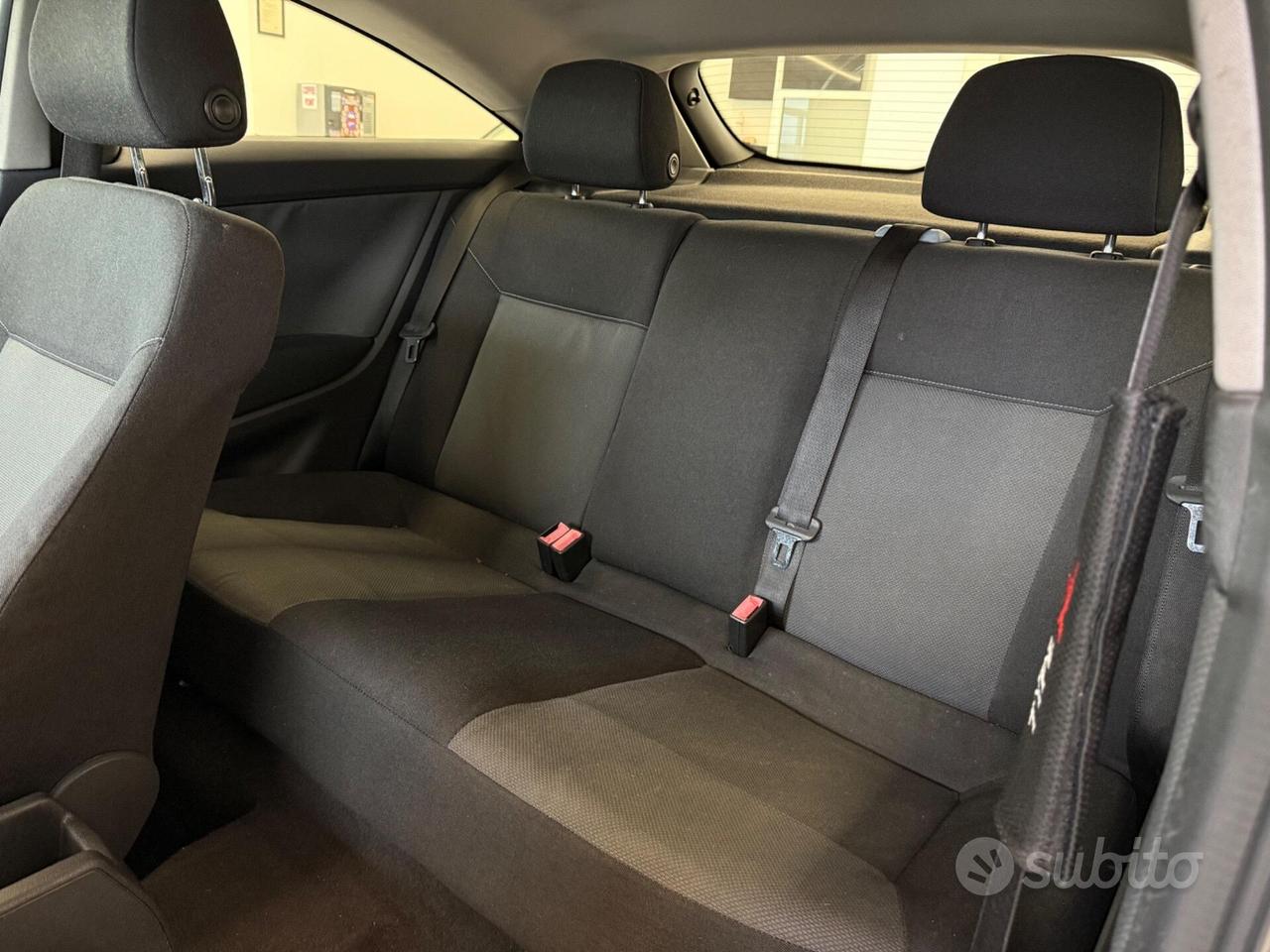 Opel Astra GTC 1.7 CDTI