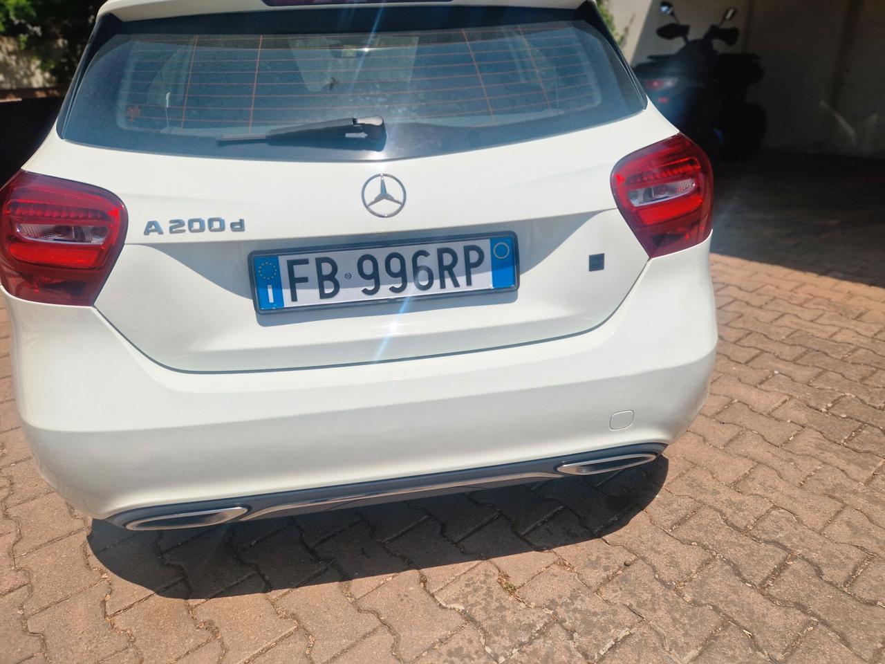 Mercedes-benz A 200 d Premium